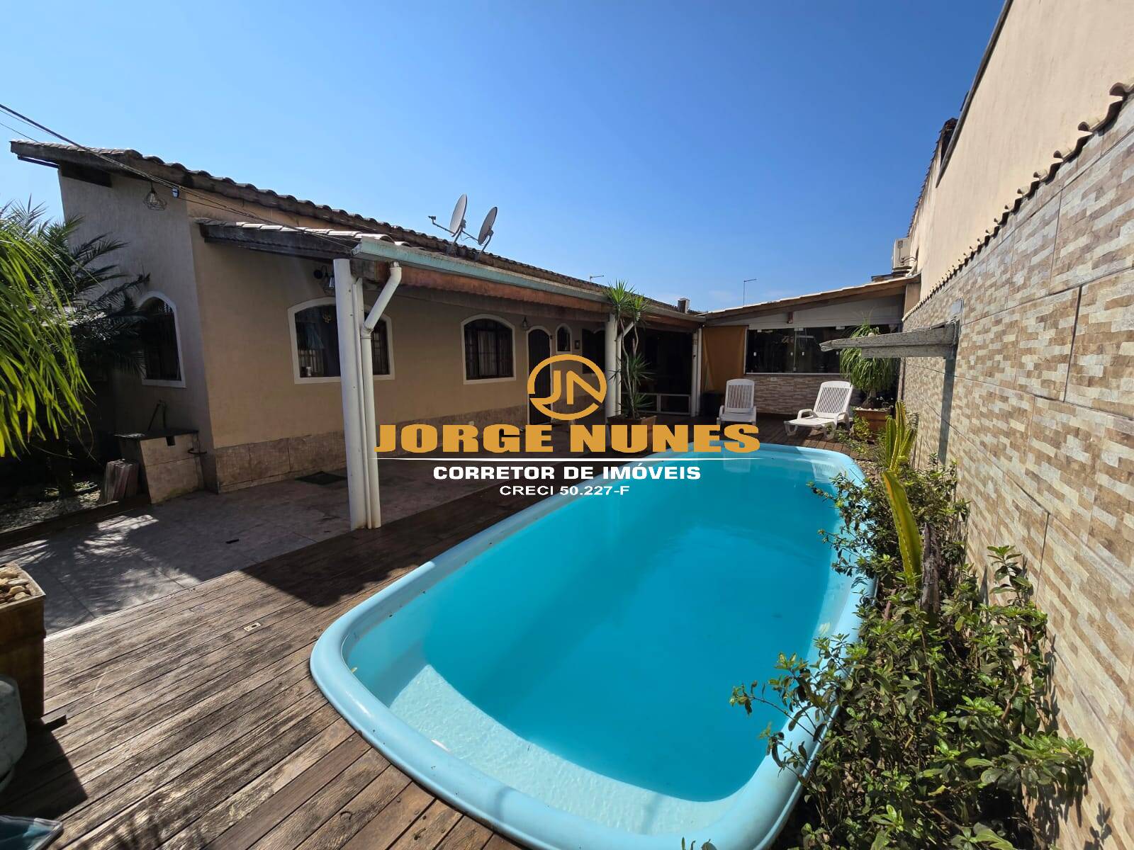 Casa, 3 quartos, 209 m² - Foto 1