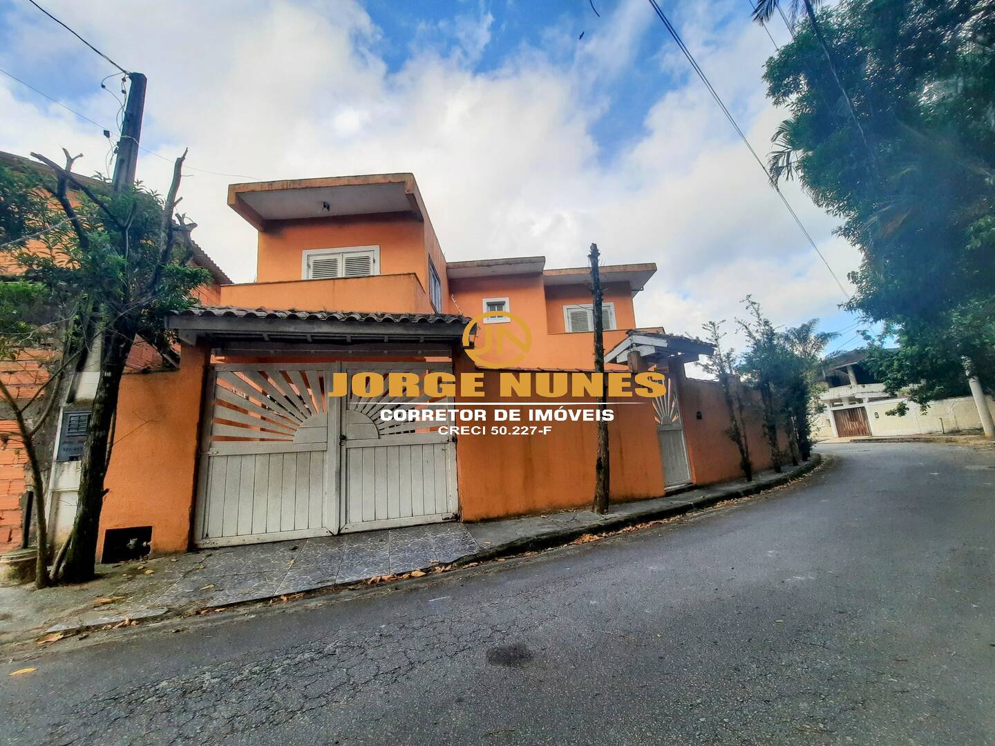 Casa, 3 quartos, 142 m² - Foto 1