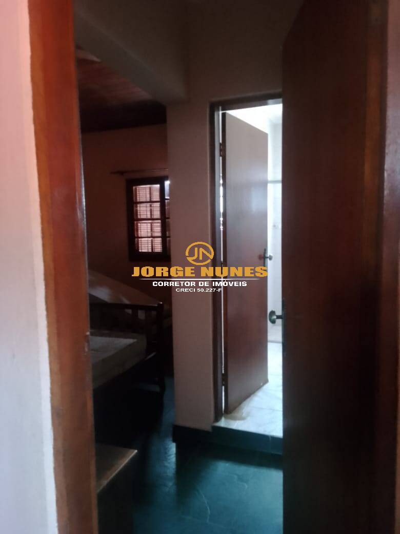 Casa, 4 quartos, 240 m² - Foto 11