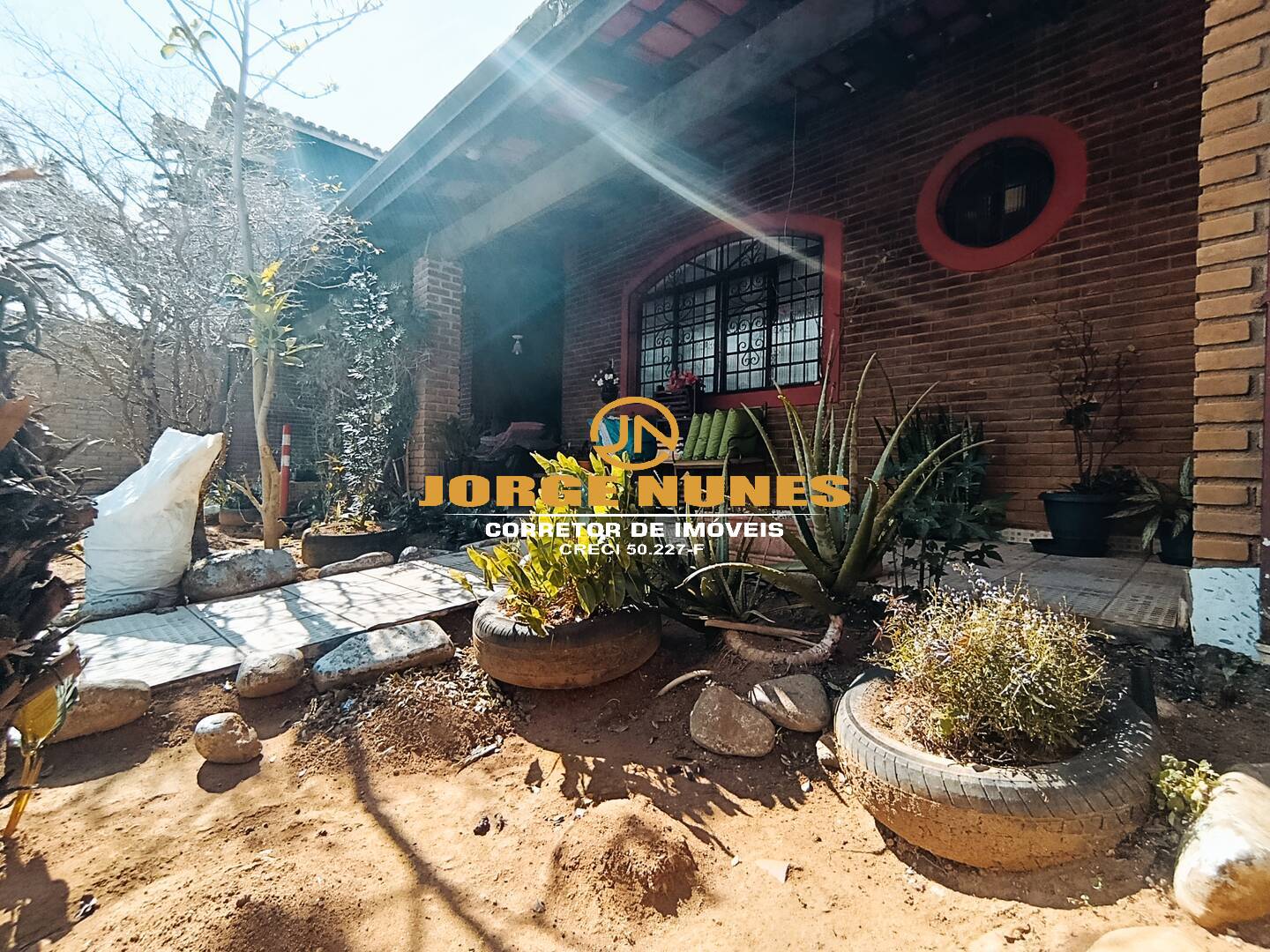 Casa, 4 quartos, 192 m² - Foto 1